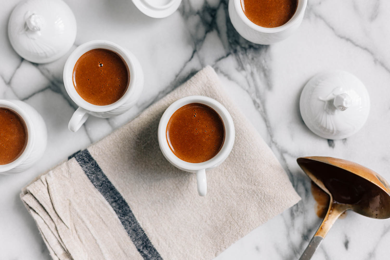 The Geesaa Automates (But Overcomplicates) Pourover Coffee Process